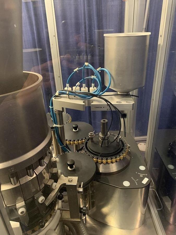 Used MG2 Futura Capsule Filling Machine for Powders & Beads