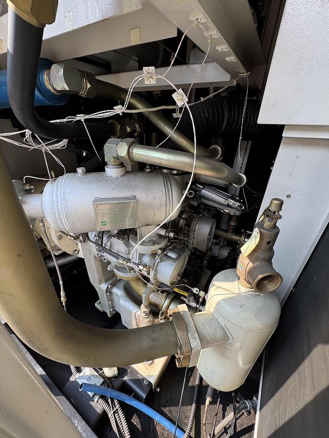 Used Ingersoll-Rand Sierra L100 Oil Free Air Compressor 