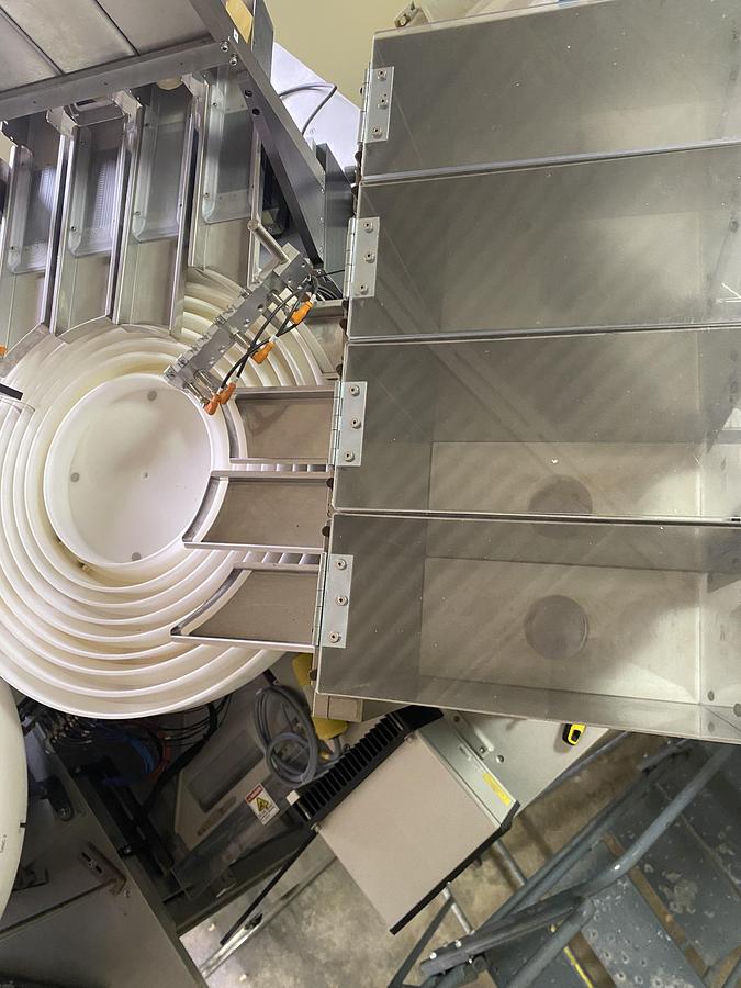 Used Wrapade Model V-612 Vertical Custom Pouch Packaging Machine