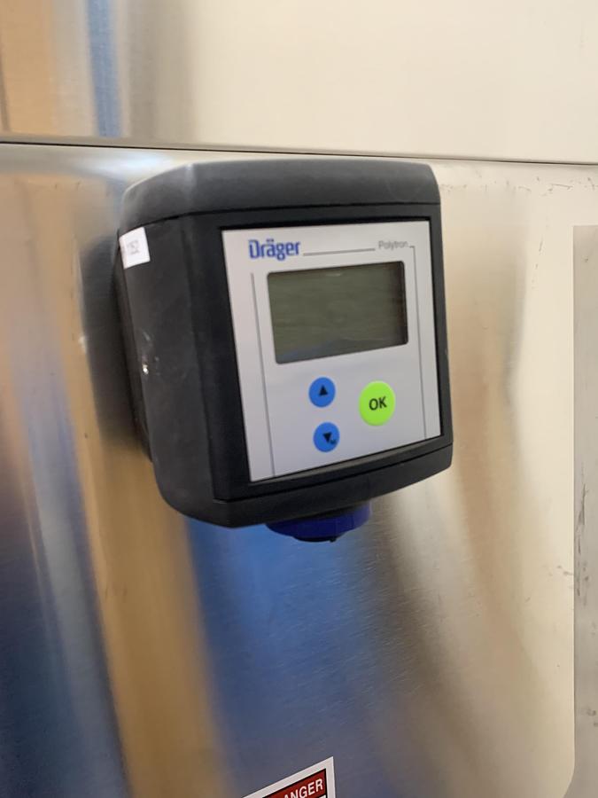 Used Walker Aseptic Isolator