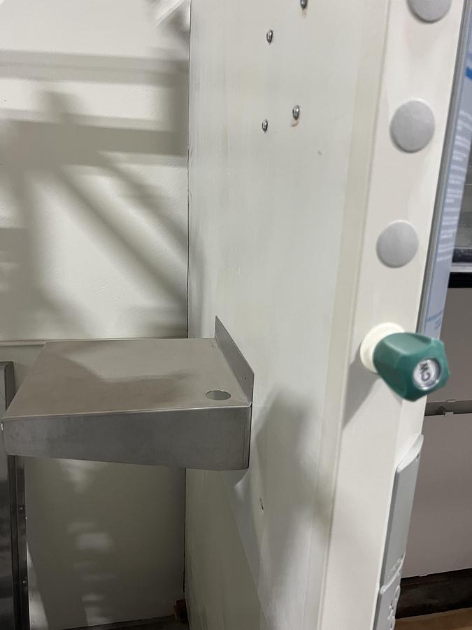 Used Labconco 6' Walk-in Fume Hood