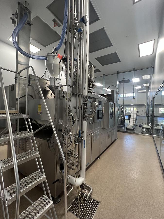 Used Weiler 640 SVP Blow-Fill-Seal Machine