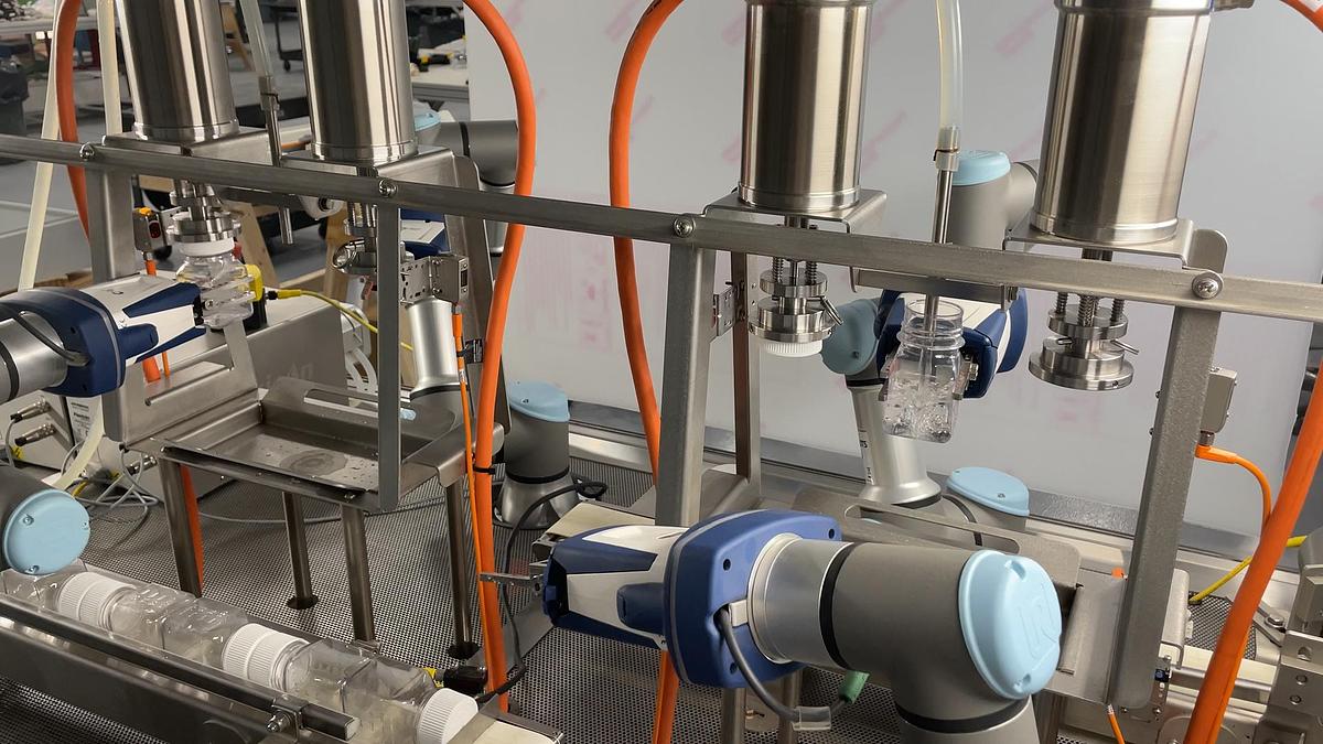 Used Unused GCS Sterile Robotic Bottle Filling System