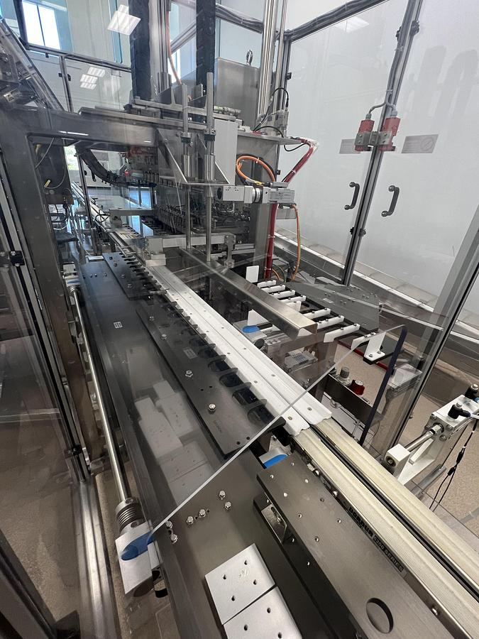 Used Weiler 640 LVP Blow-Fill-Seal Machine