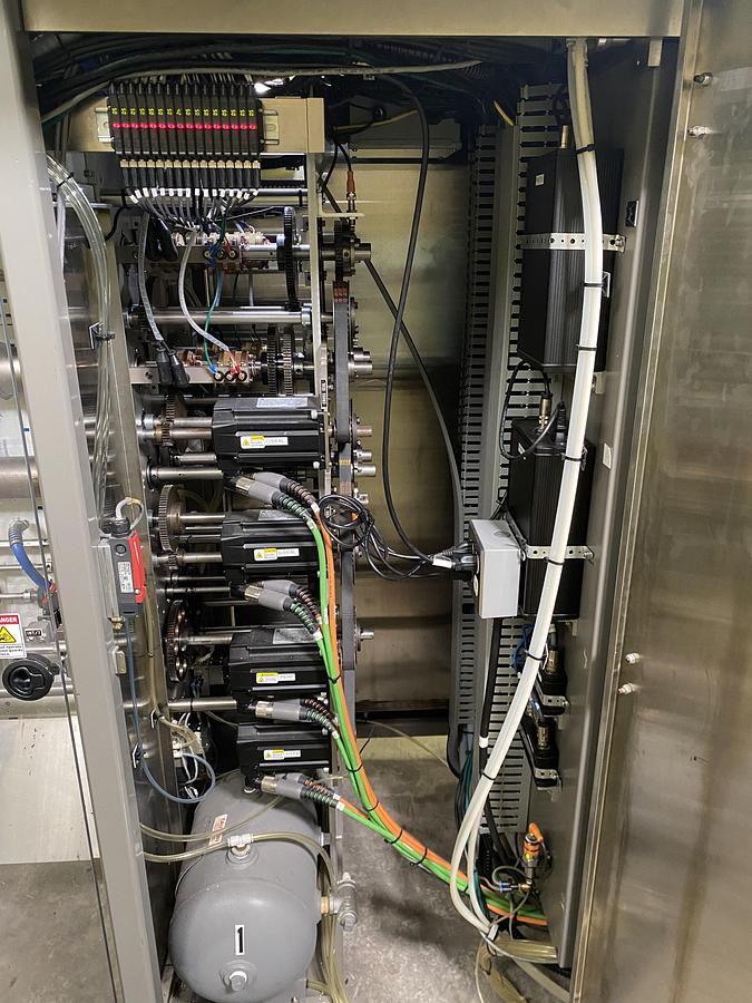 Used Wrapade Model V-612 Vertical Custom Pouch Packaging Machine
