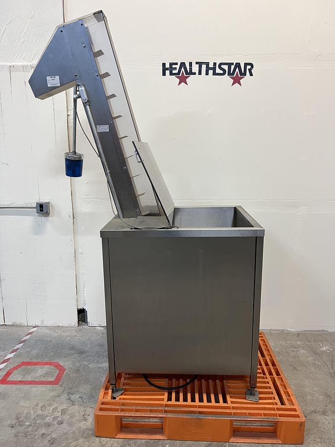 Used Palace Cap Feeder