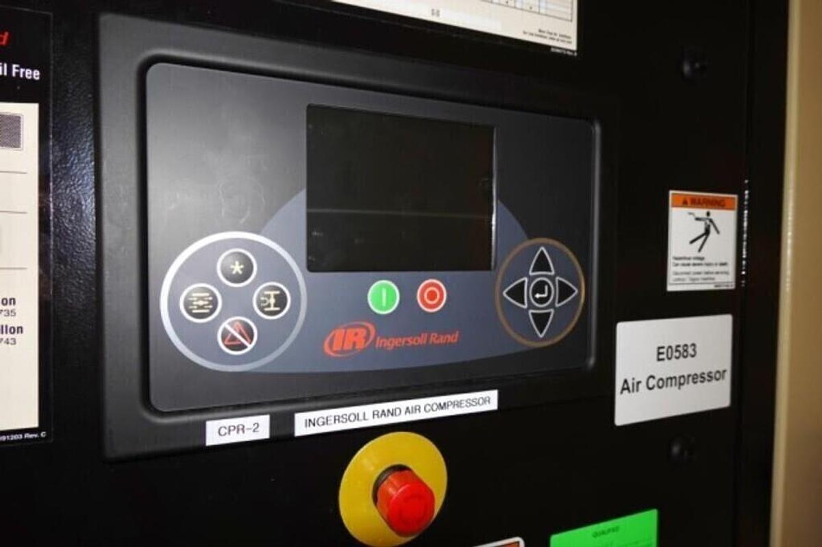 Used Ingersoll Rand 75HP Rotary Oil Free Air Compressor with Air Dryer