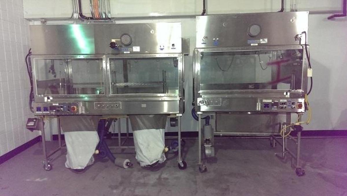 Used Carlisle Sterility Testing Isolator