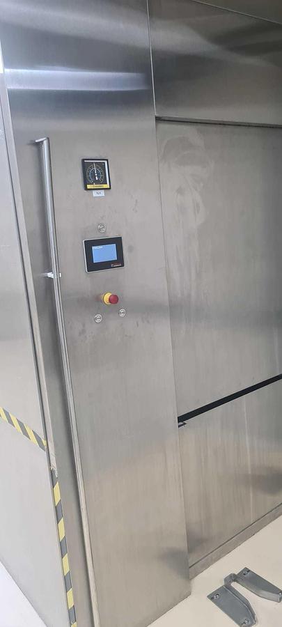 Used Glass Bottle Filling, Capping, & Terminal Sterilization Line for LVP