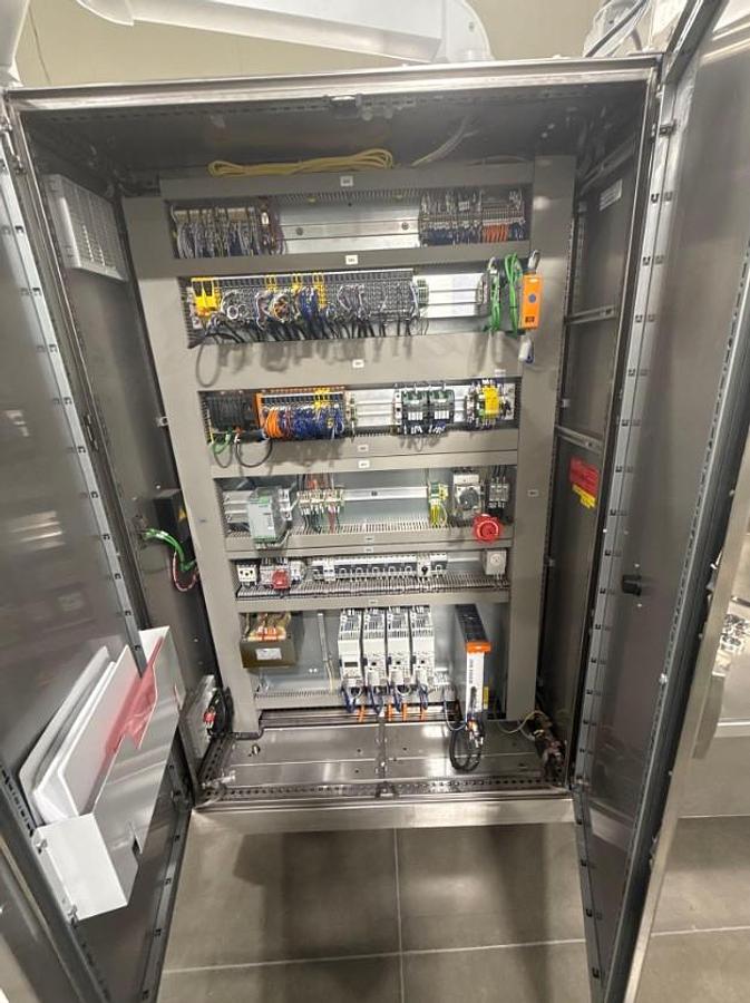 Used Wilco Model WR8 MC/LFC High-Speed Rotary Leak Testing System 