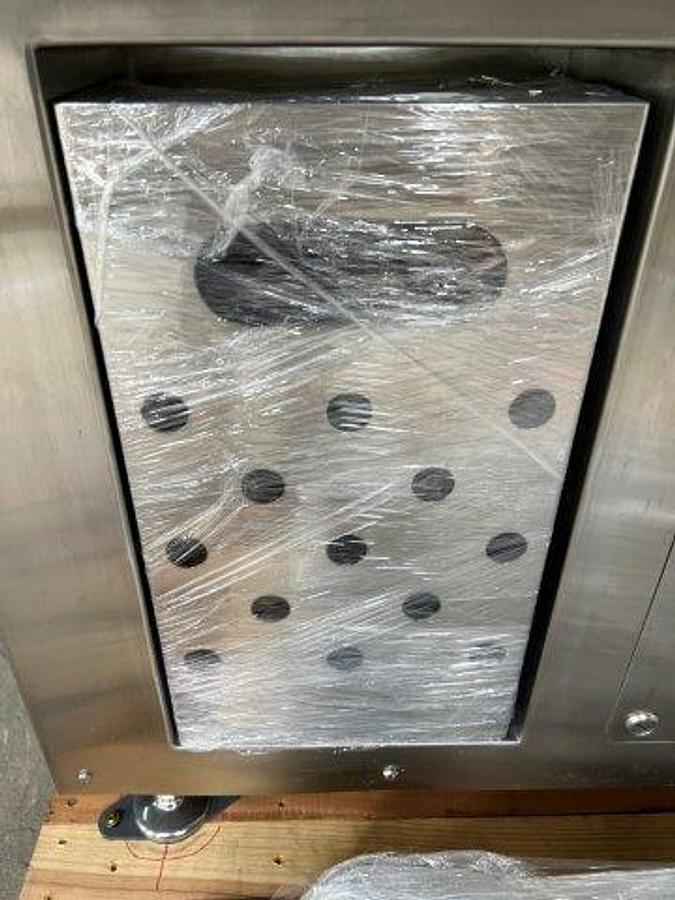 Used Unused AST GENiSYS R20 Multi-Format Aseptic Filling & Closing System