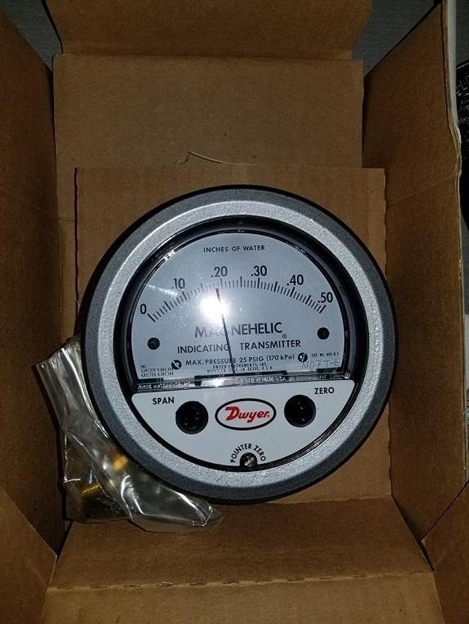 Used Dwyer Magnehelic Gauges