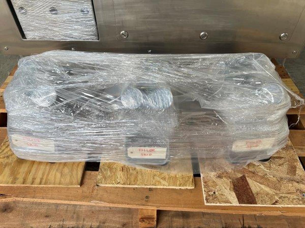 Used Unused AST GENiSYS R20 Multi-Format Aseptic Filling & Closing System