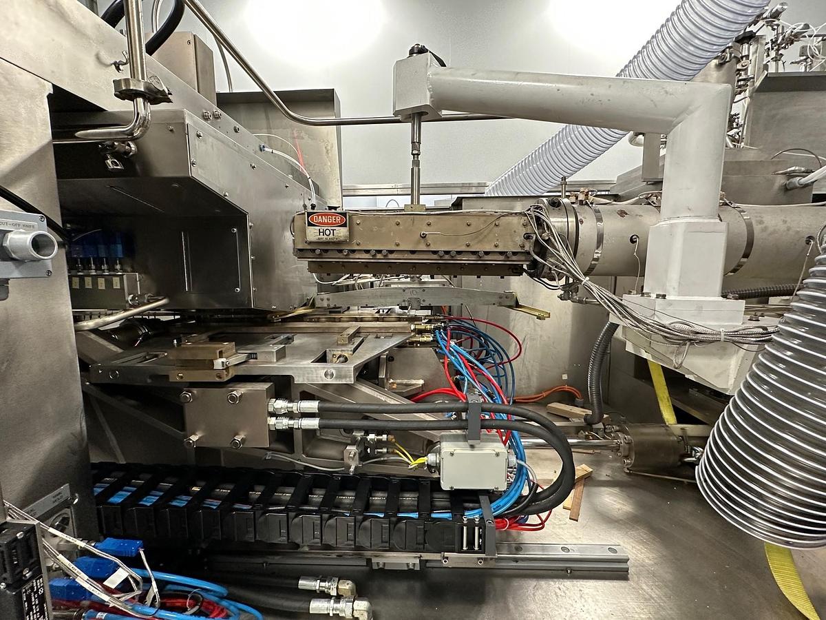 Used Weiler 640 SVP Blow-Fill-Seal Machine