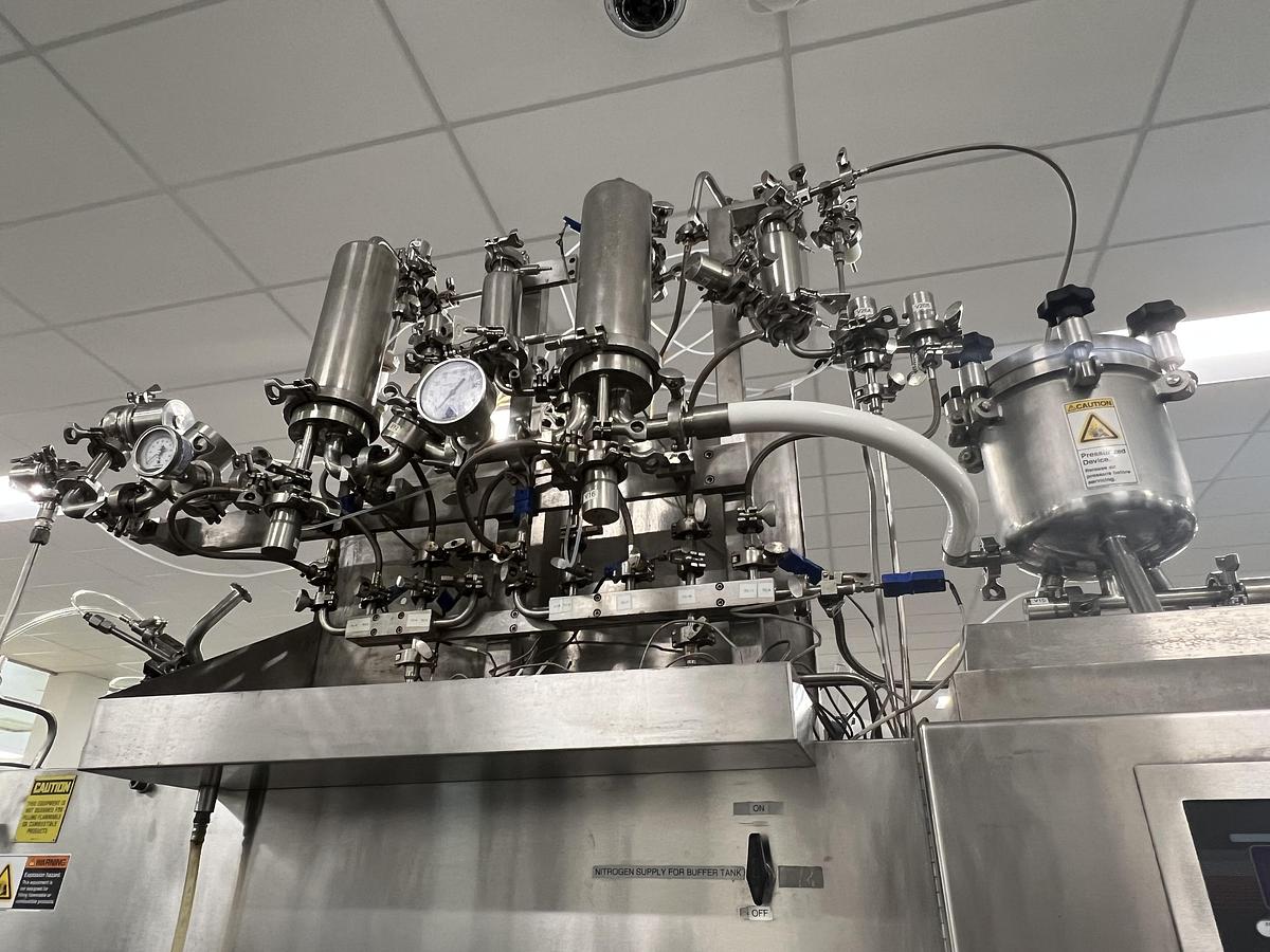 Used Weiler 624 Blow-Fill-Seal Machine