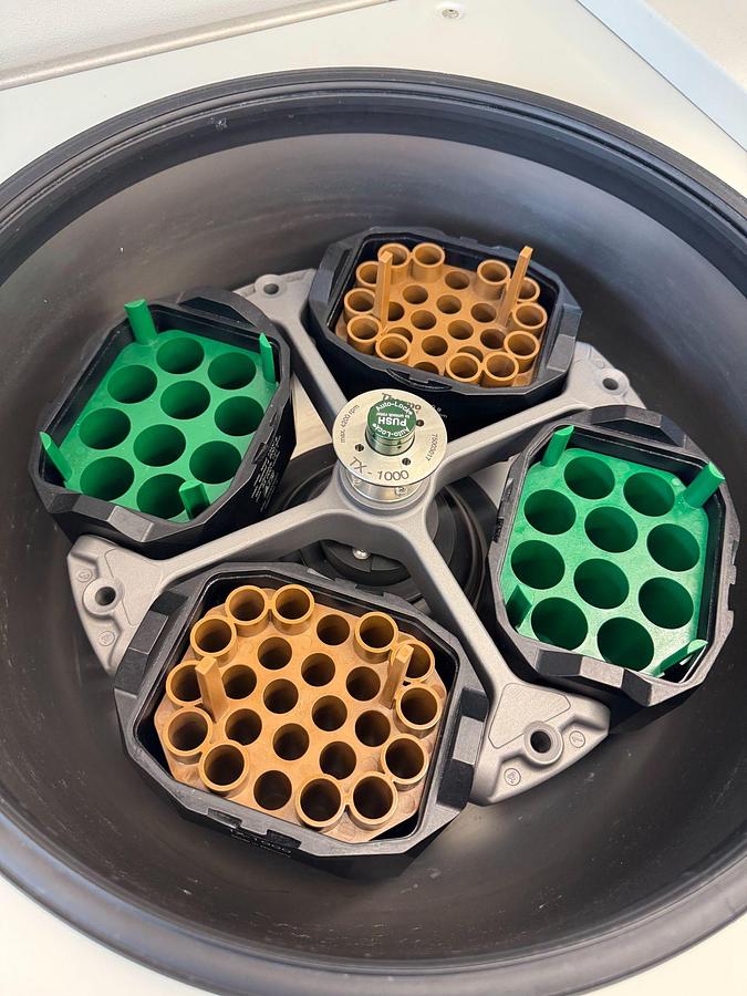 Used 2016 THERMO FISHER SCIENTIFIC Sorvall Legend XTR