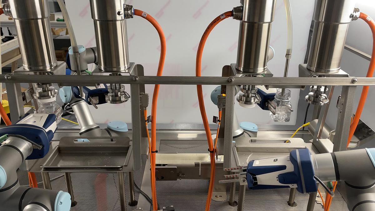 Used Unused GCS Sterile Robotic Bottle Filling System