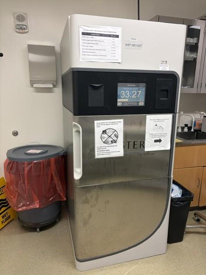 Used Steris VHP MD140X Biodecontamination Unit 