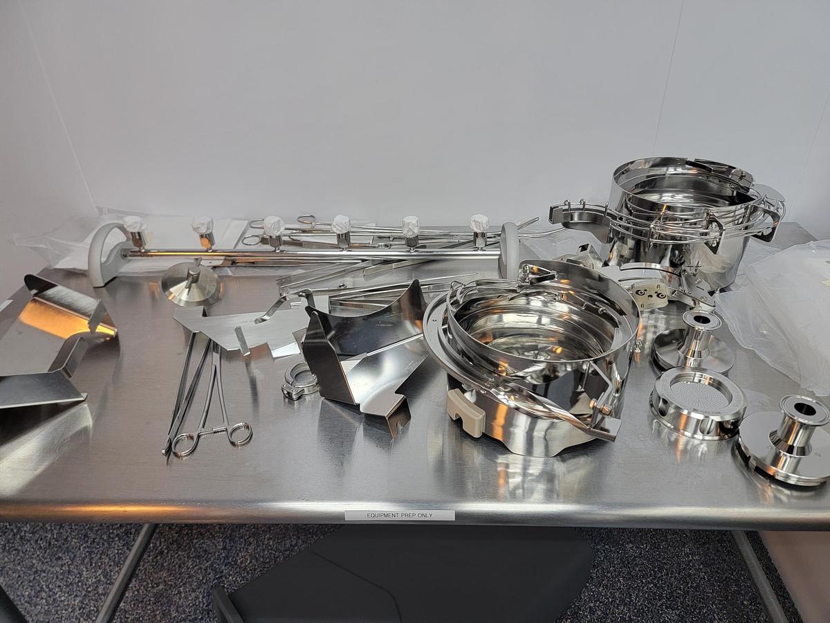 Used Bausch & Stroebel / SKAN VarioSys Fill-Finish Line