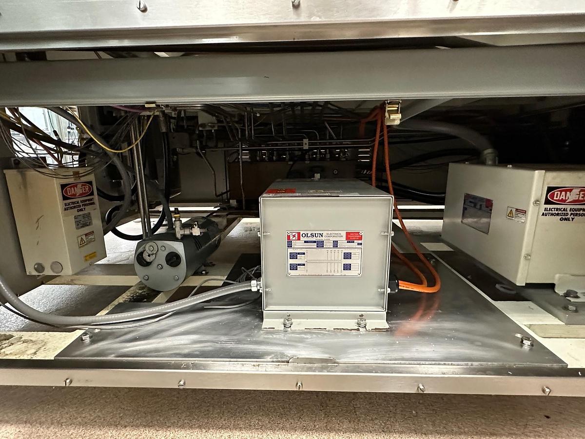 Used Weiler 640 SVP Blow-Fill-Seal Machine