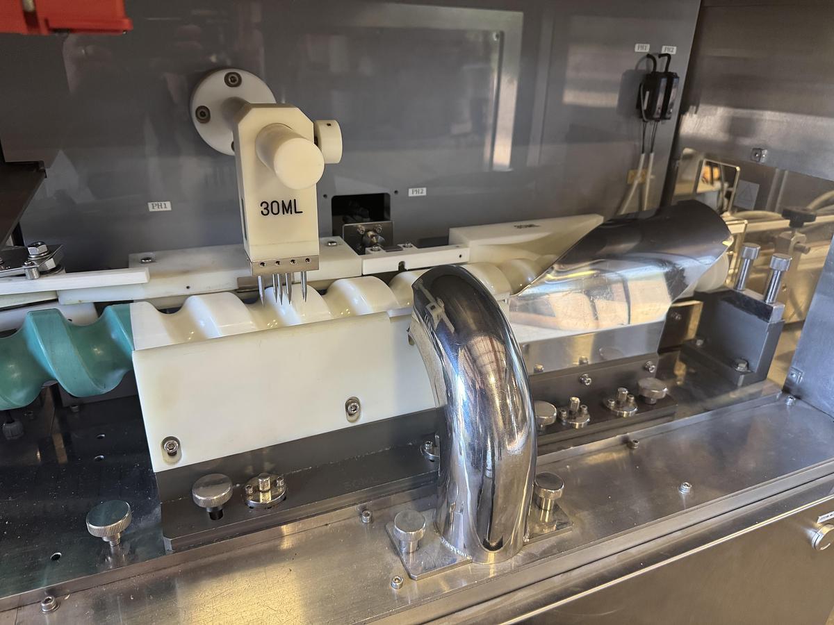 Used Nikka Densok HDB-3-1H Pinhole Inspector