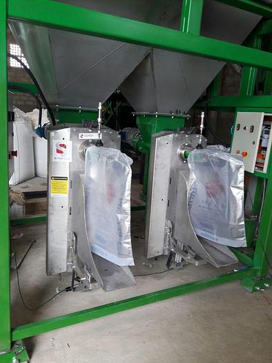 MACCHINE PER L'INSACCAMENTO