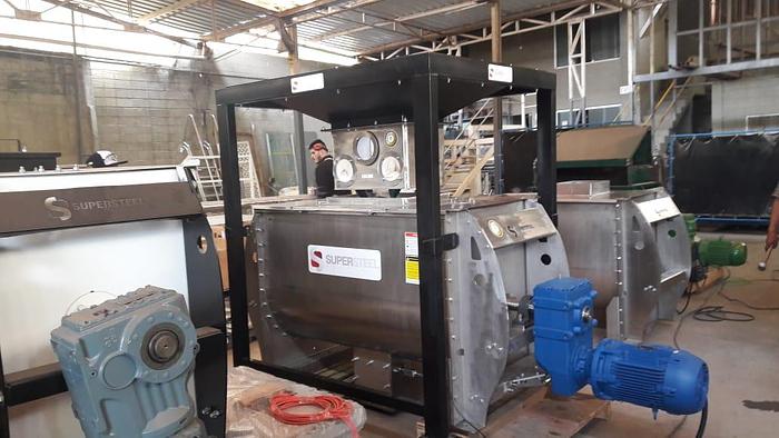 SCARICATORE DI SACCHI GRANDI