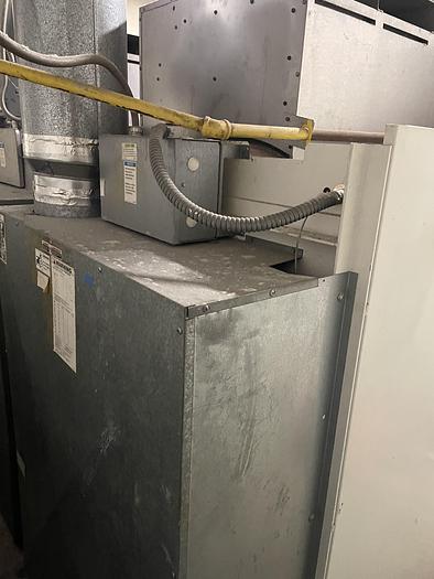 Used 1997 UNIMAC 120LB GAS DRYER