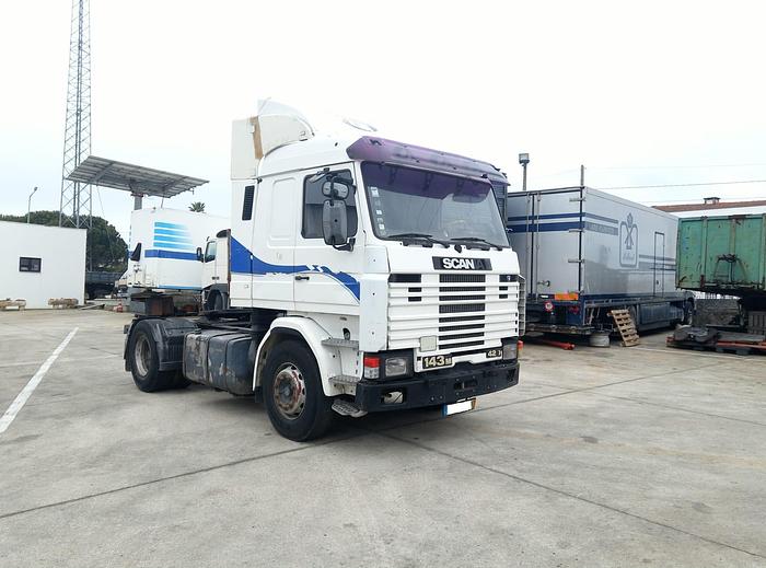1995 SCANIA R 143M 420 manual tractor unit