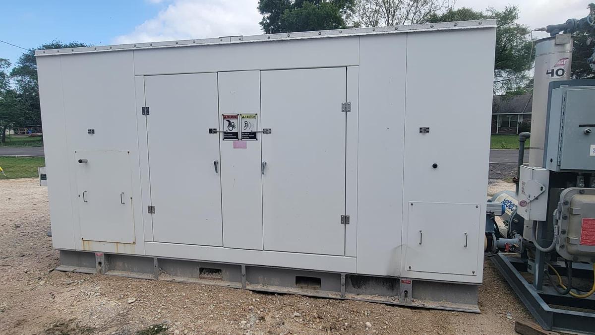 Used Two 4 Stage GE 200 HP CNG Compressors Model H302
