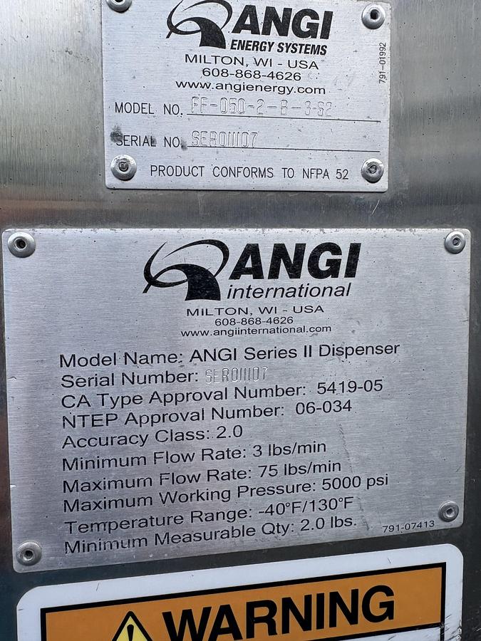 Used 2 hose Angi CNG Dispenser removed working