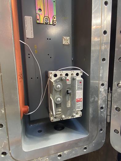 Used A40CE0 Cutler-Hammer A1 Enclosure Type 4 C799JE1 for hazzardous duty locations