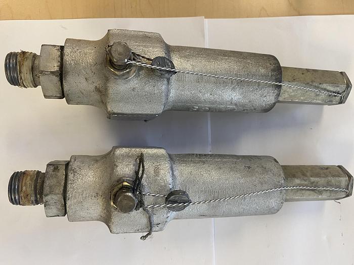 Used Anderson Greenwood Gas 1600 psi pressure reliefs