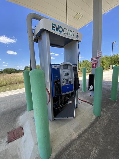 Used Gilbarco Dispensers with card reader and 2 hoses