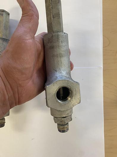 Used Anderson Greenwood Gas 1600 psi pressure reliefs