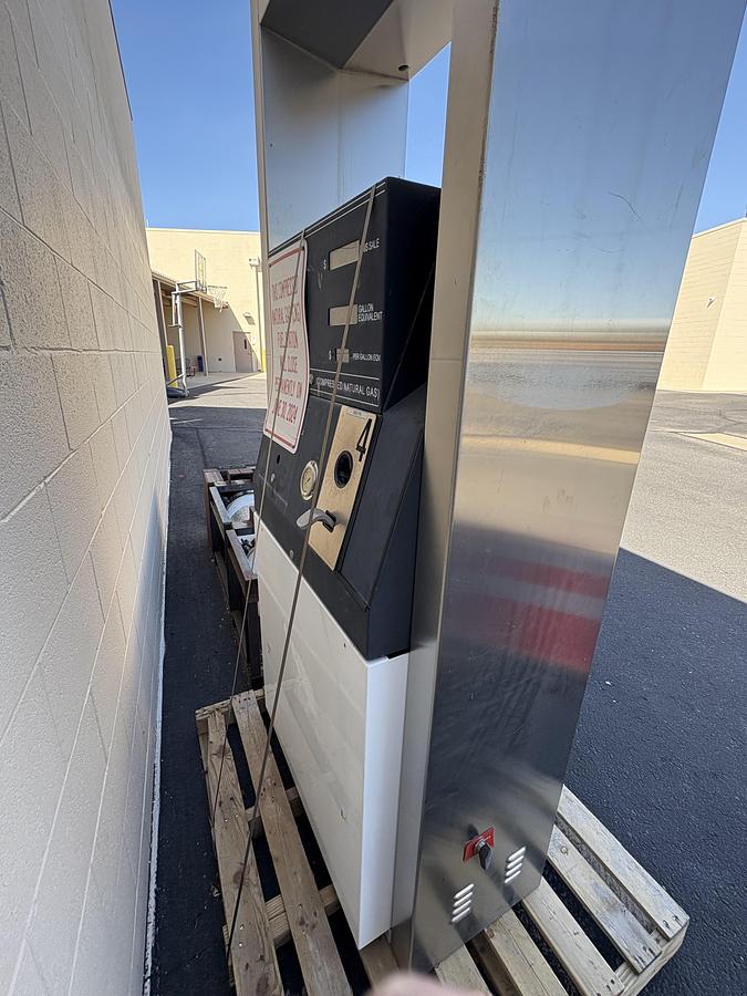 Used Krause 2 hose CNG Dispensers Model DAM 1CHG