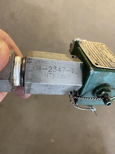 Used Flow Safe 3750 psi 1/2" NPT Pressure relief valve removed working