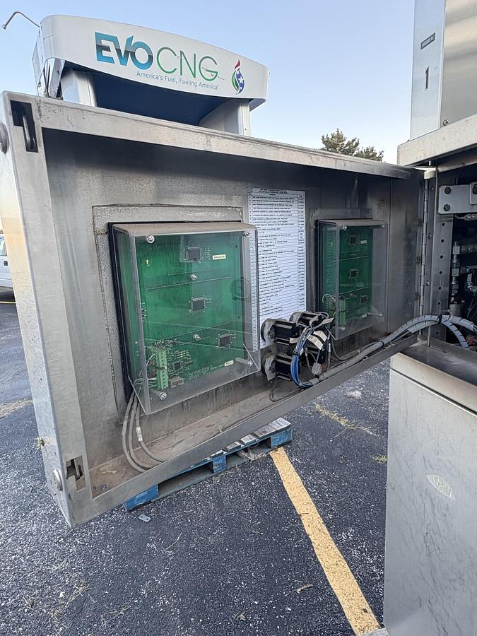 Used 2 hose Angi CNG Dispenser removed working