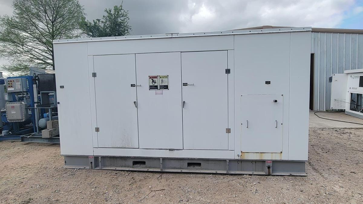 Used Two 4 Stage GE 200 HP CNG Compressors Model H302