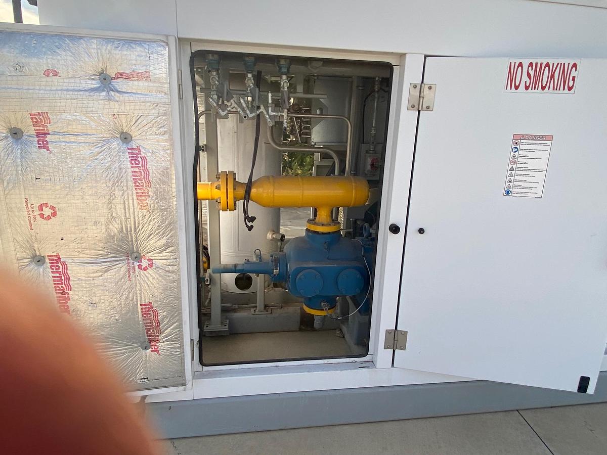 Used 3 stage Ariel Angi packaged 250 HP low hours