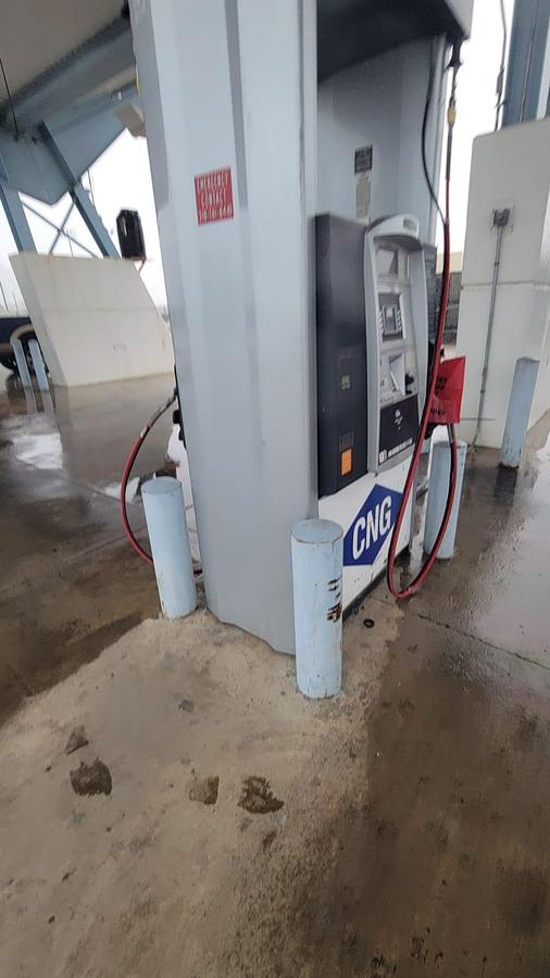 Used 2 complete Operational 4 stage Ariel CNG Stations In Louisiana serviced by JW