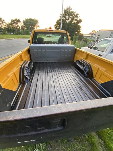 Used 2006 GMC 2500 HD CNG pickup w/liftgate a great value