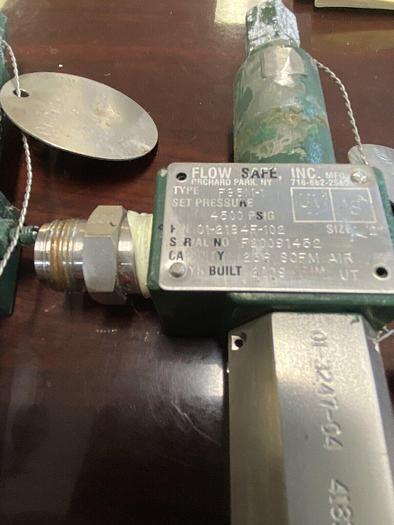 Used Flow Safe 4500 psi 1/2" NPT Pressure relief valve