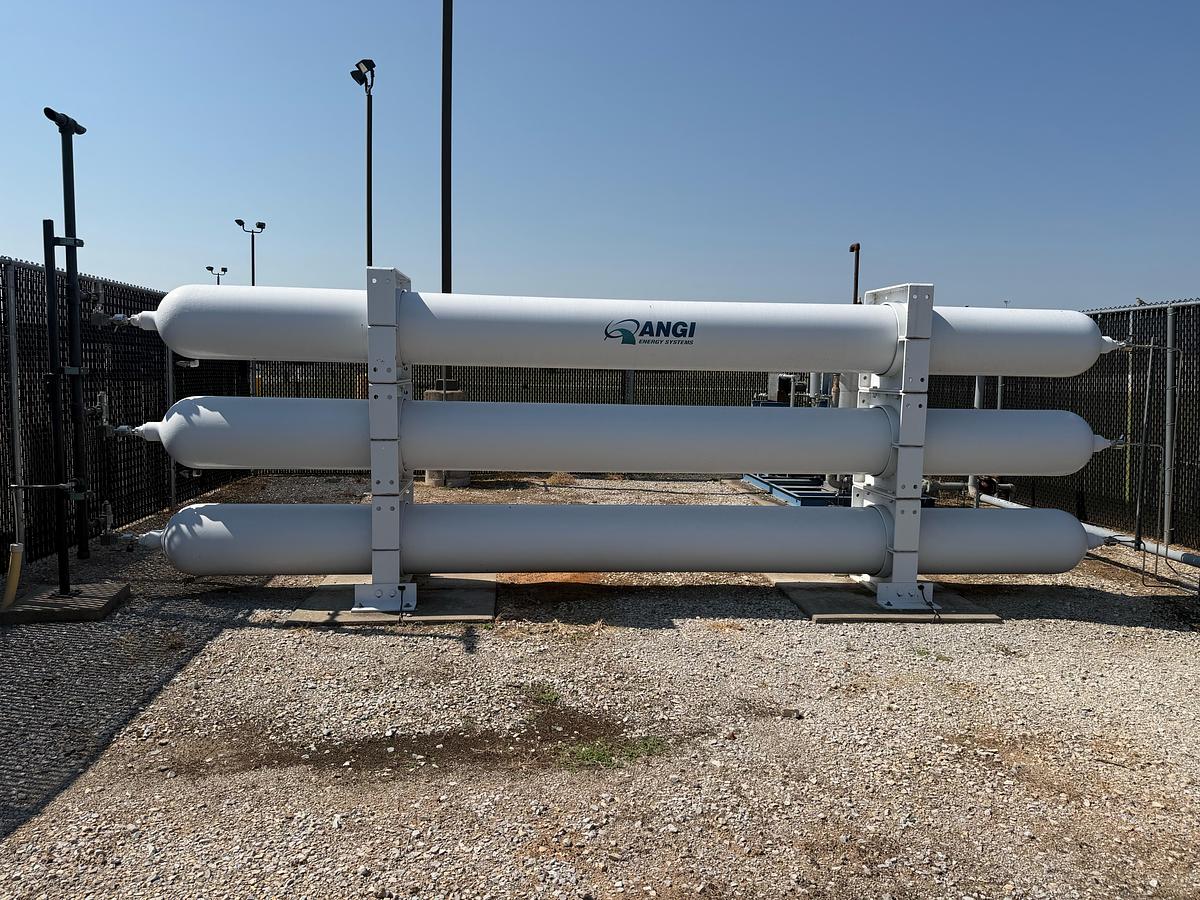 Used 2014 CP Industries 5500 PSi Tri-Pack 23 foot long 300 GGE
