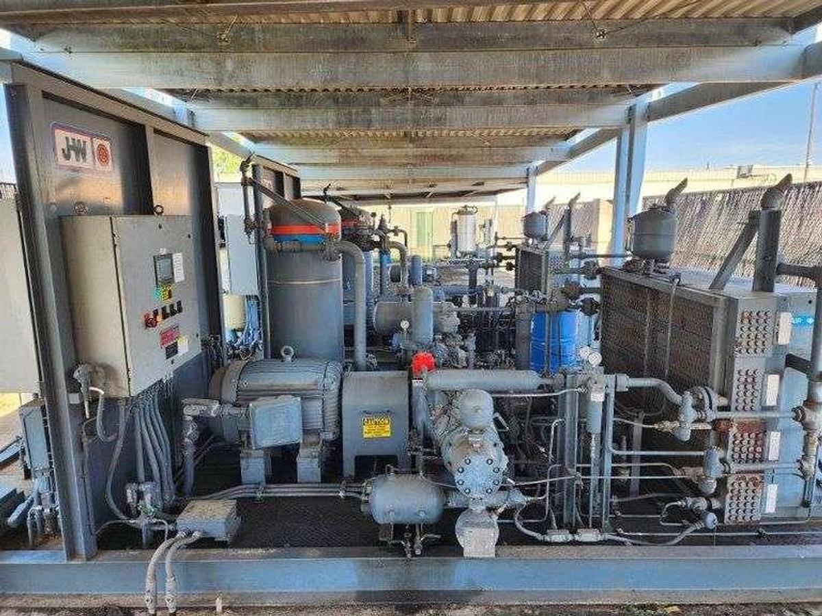 Used 2 complete Operational 4 stage Ariel CNG Stations In Louisiana serviced by JW