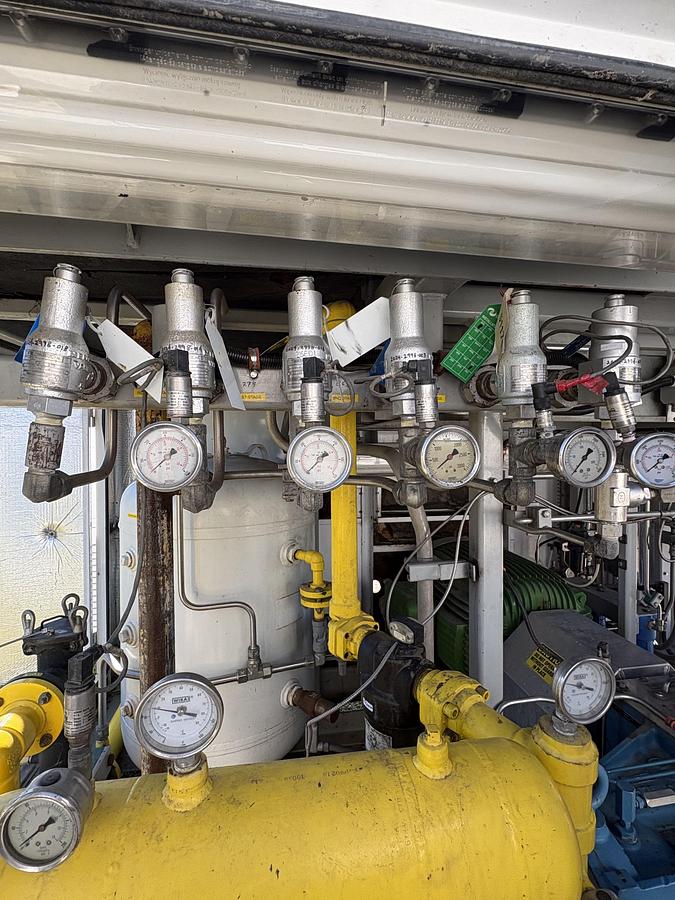 Used 2 Angi Packaged 125 HP 4 stage Ariels JGQ/2 Disconnected less than 30 days ago