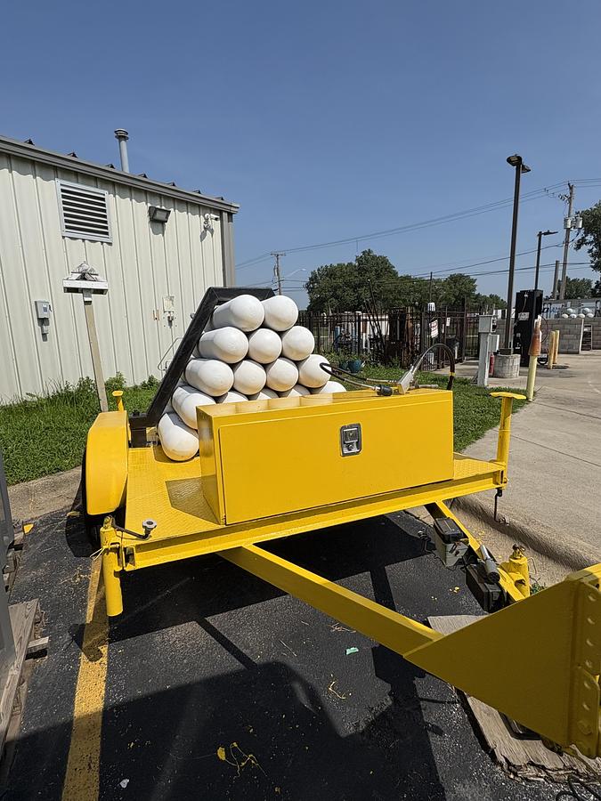 Used 20 bottle CNG Storage trailer includes 15 foot hose and refueling nozzle