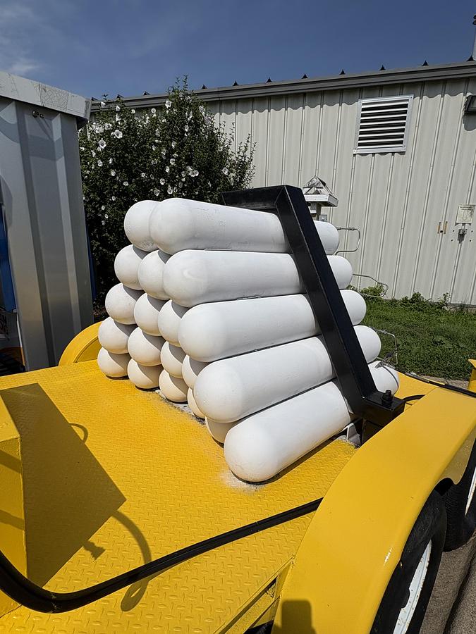 Used 20 bottle CNG Storage trailer includes 15 foot hose and refueling nozzle