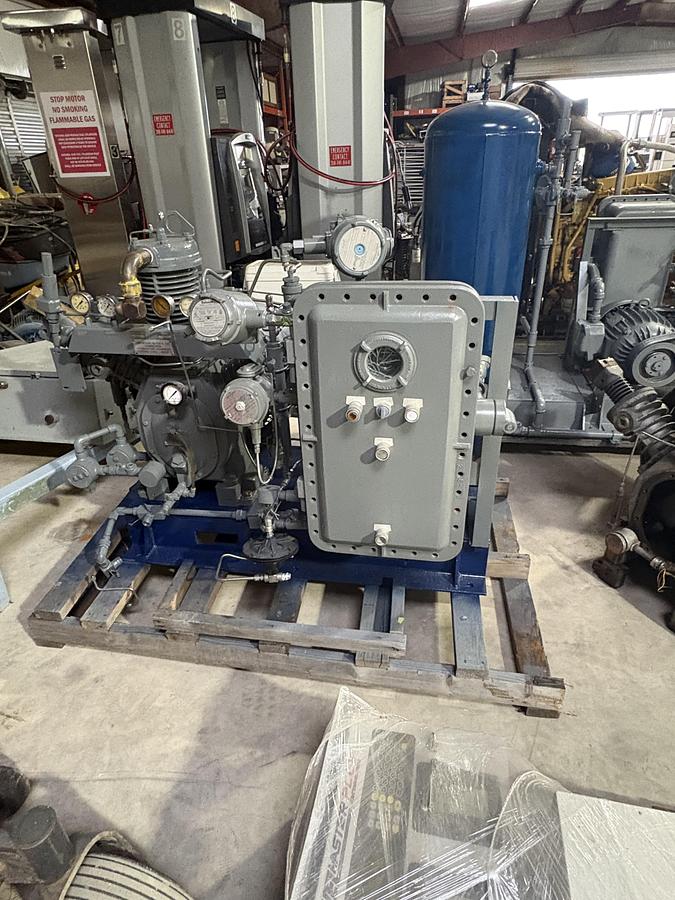 Used Ingersol Rand 20 HP CNG Compressores 28 SCFM