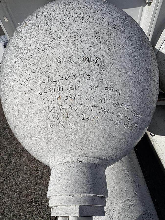 Used Tri-pack 12 foot long 23" in diameter tubbes PPI almost 200 GGE of storage 5475 PSI